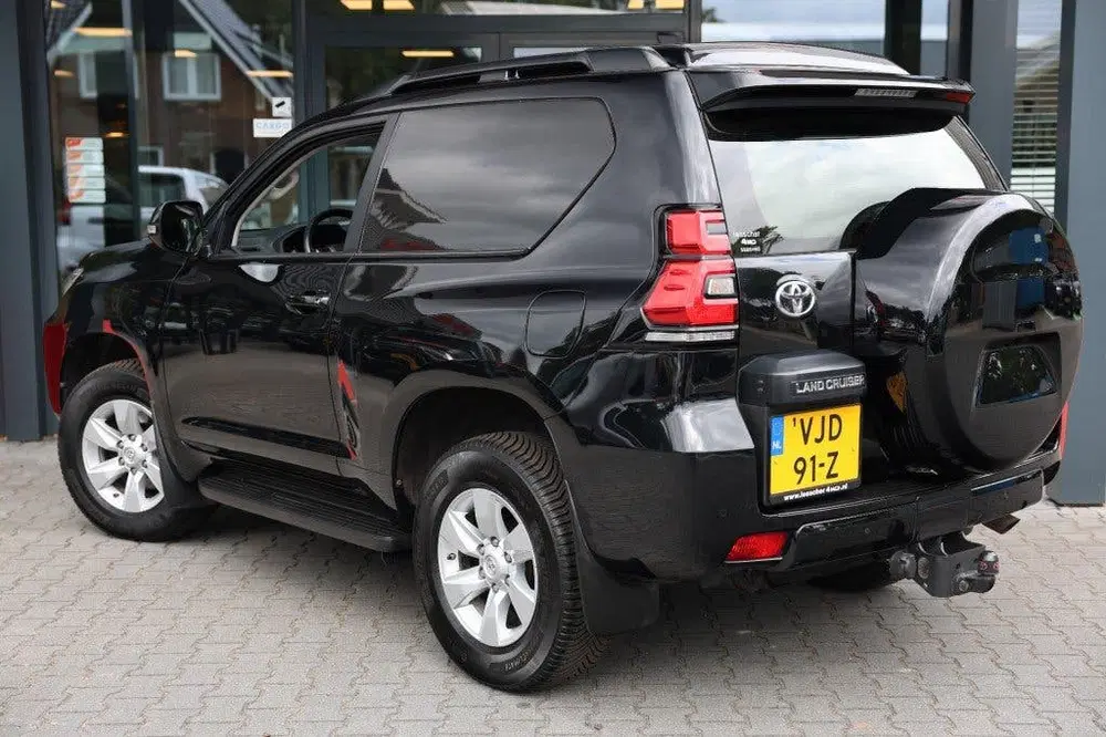 Toyota Land Cruiser 2.8 D-4D 3DRS CHALLENGER A uit 2021, foto 4