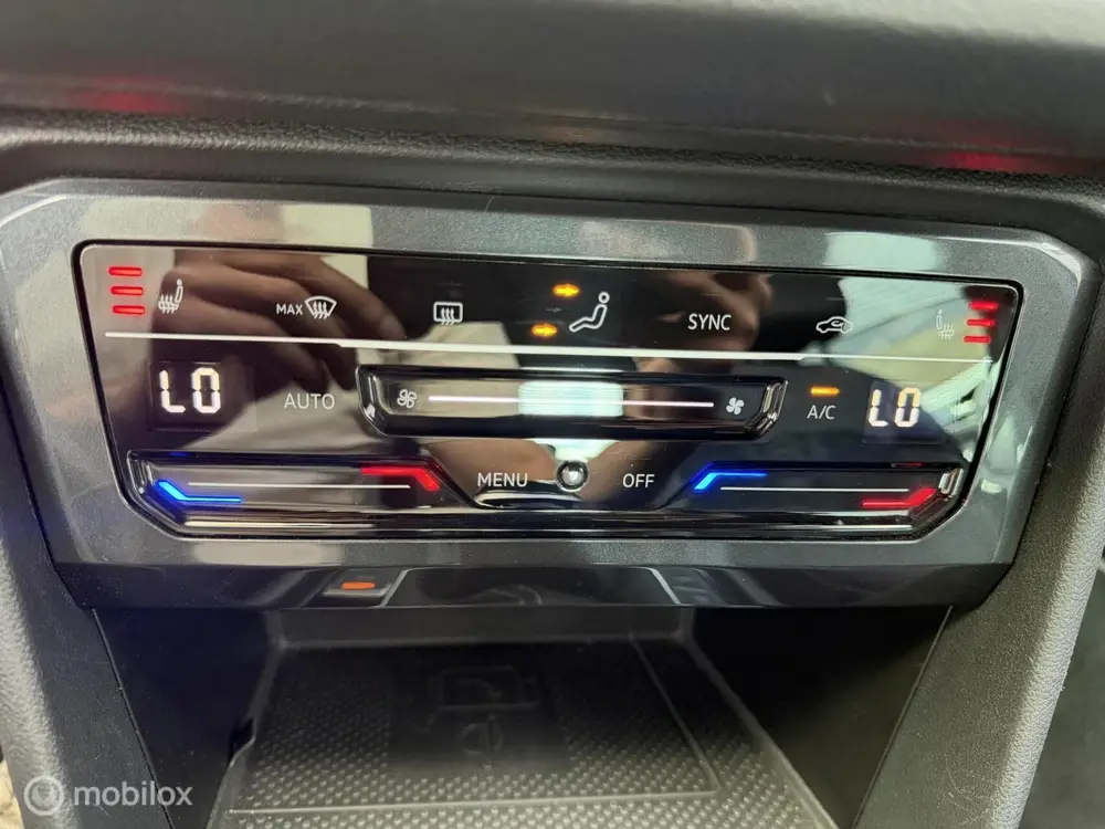 Volkswagen Tiguan 1.5 TSI R-Line Business DSG ACC Camera uit 2022, foto 18