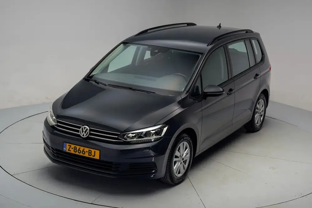 Volkswagen Touran 1.5 TSI Highline Business [ Adapt.cruise C uit 2020, foto 15