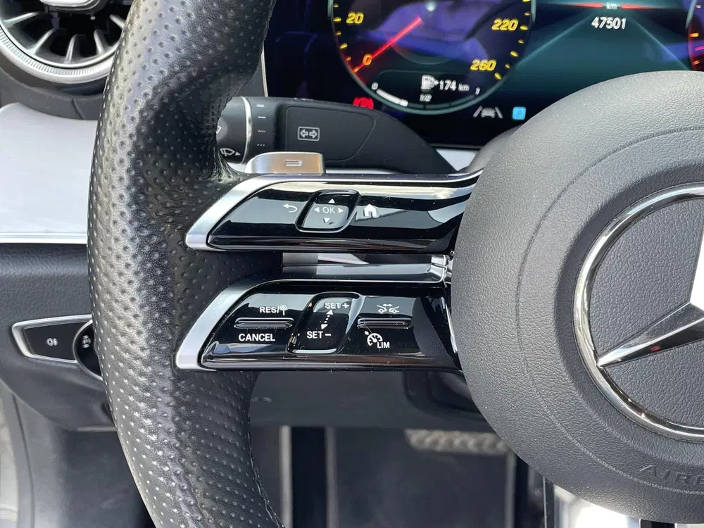 Mercedes-Benz E-Klasse 200 AMG Line uit 2020, foto 16