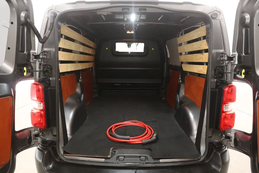 Citroën Jumpy ë-Jumpy Peugeot E-Expert 75 kWh L2H1 uit 2022, foto 4