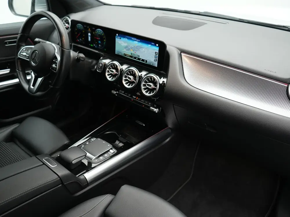 Mercedes-Benz GLA GLA 250 e Progressive PHEV 218pk Dealer O. uit 2020, foto 4