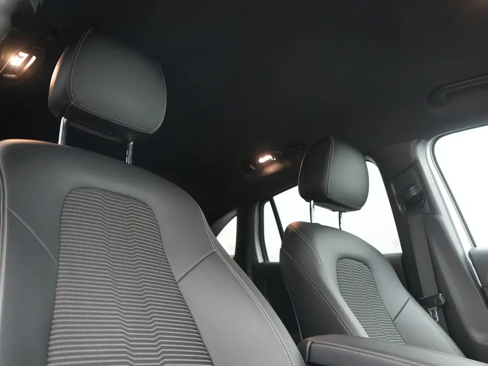 Mercedes-Benz GLA GLA 250 e Progressive PHEV 218pk Dealer O. uit 2020, foto 5