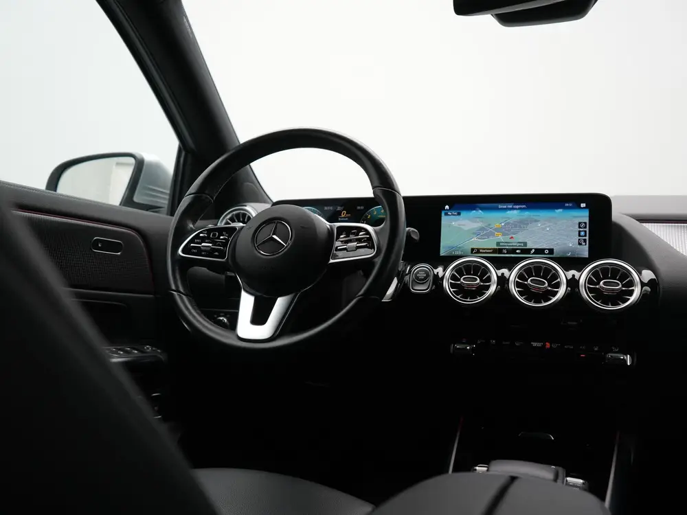 Mercedes-Benz GLA GLA 250 e Progressive PHEV 218pk Dealer O. uit 2020, foto 9