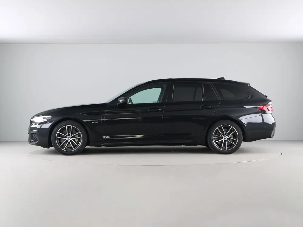 BMW 5-serie Touring 530e Business Edition Plus SoH 98% uit 2022, foto 11