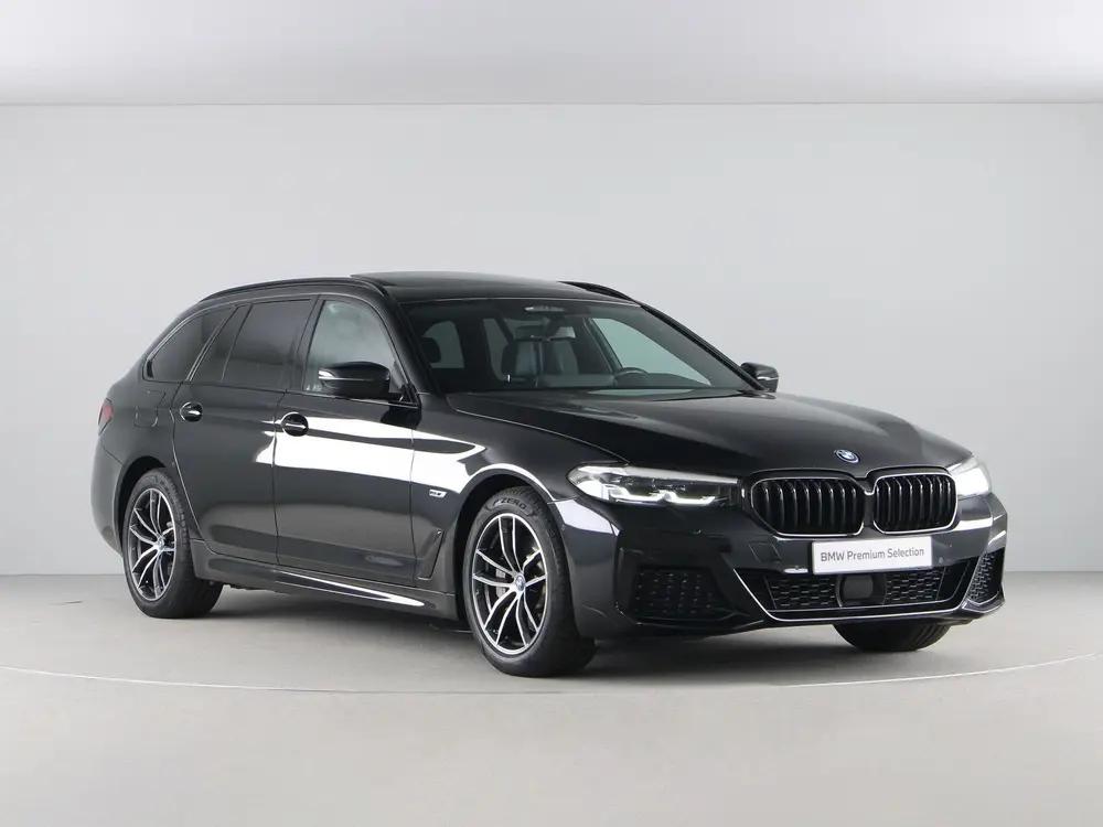 BMW 5-serie Touring 530e Business Edition Plus SoH 98% uit 2022, foto 6