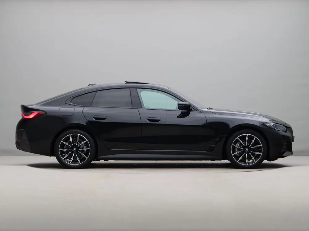 BMW i4 eDrive40 High Executive 84 kWh SoH 93% uit 2022, foto 9