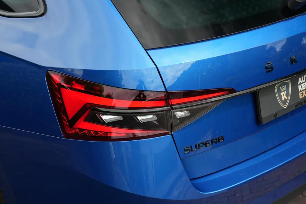 Skoda Superb 1.4 iV Sportline Panoramadak Canton 360 C uit 2021, foto 14