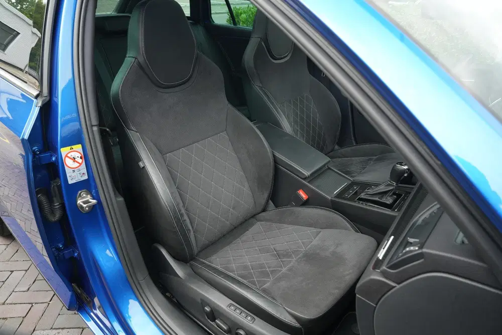 Skoda Superb 1.4 iV Sportline Panoramadak Canton 360 C uit 2021, foto 19