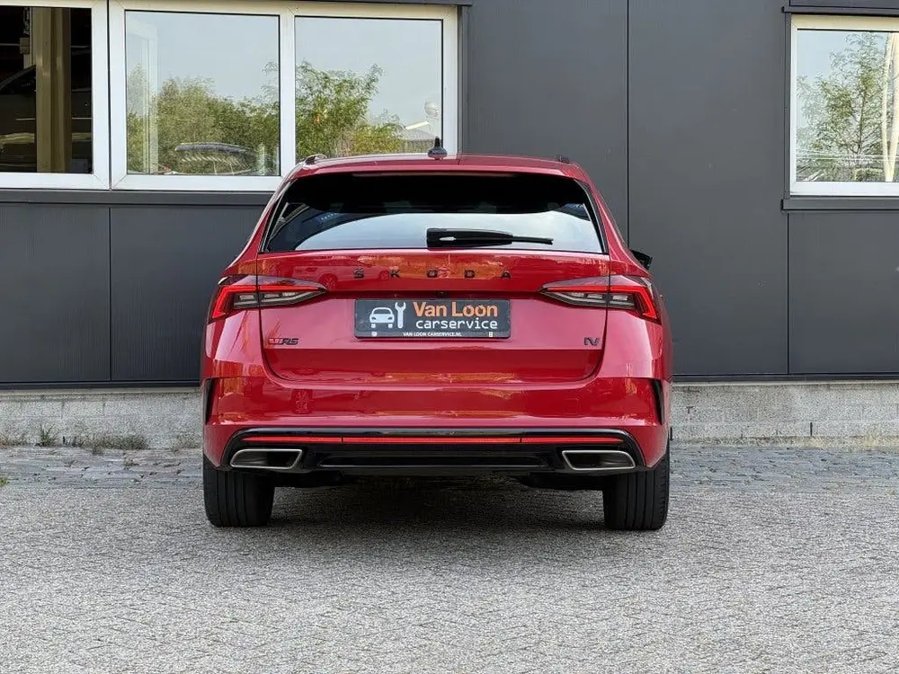 Skoda Octavia RS iV uit 2021, foto 4