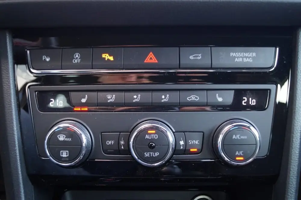 SEAT Ateca 1.5 TSI 150pk FR Business Intense -LED-BEATS-DIGI uit 2019, foto 18
