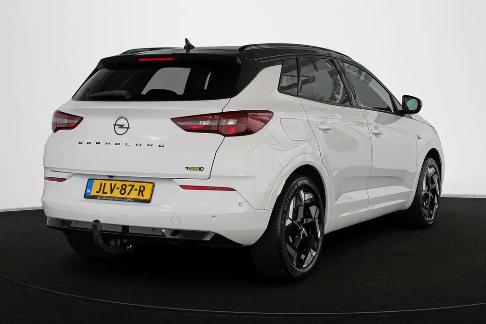 Opel Grandland 1.6 Turbo Plug-In Hybrid 4x4 GSe Stoel-Stu uit 2024, foto 3