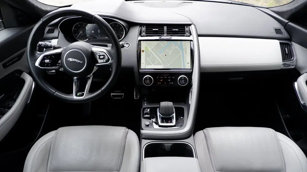 Jaguar E-Pace 1.5 P300e AWD R-Dynamic S incl. BTW uit 2023, foto 13