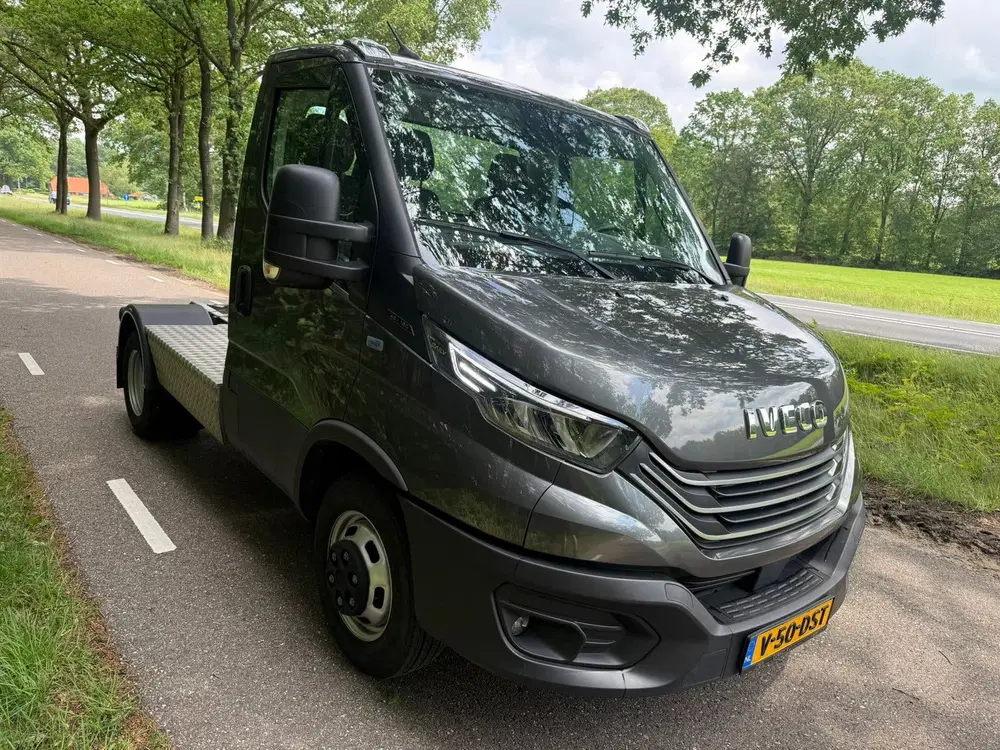 Iveco Daily 40C 2024 trekker uit 2024, foto 2