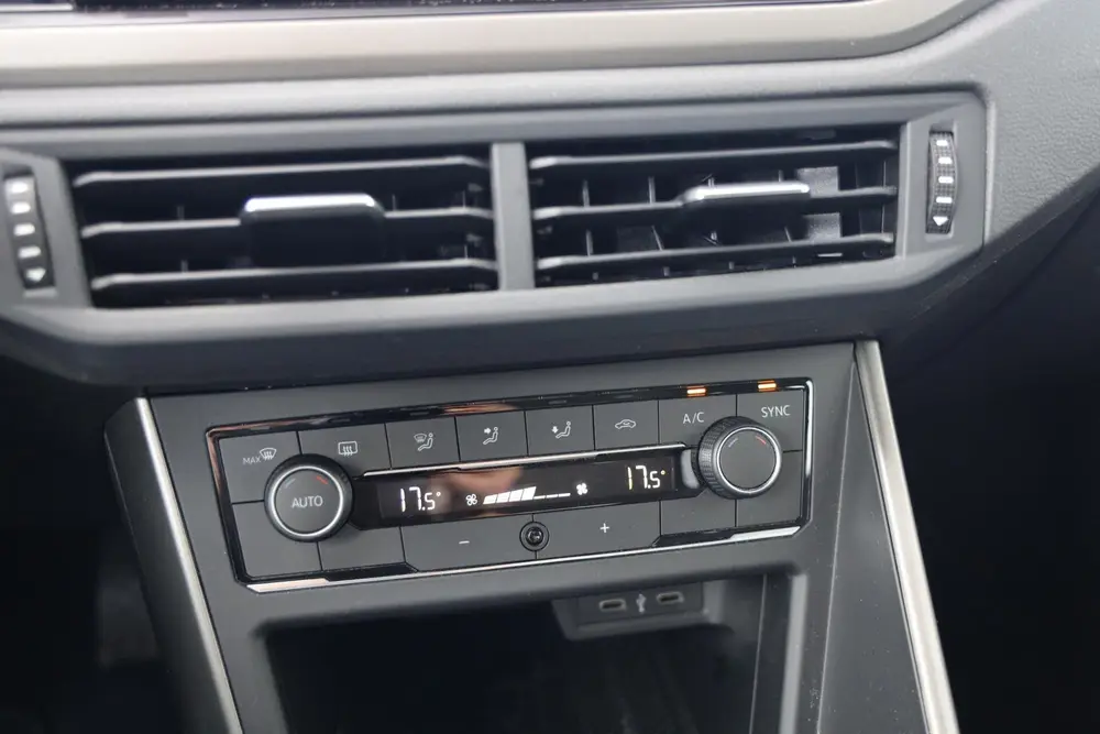 Volkswagen Polo 1.0 TSI Comfortline Business| Carplay | Navi uit 2021, foto 18