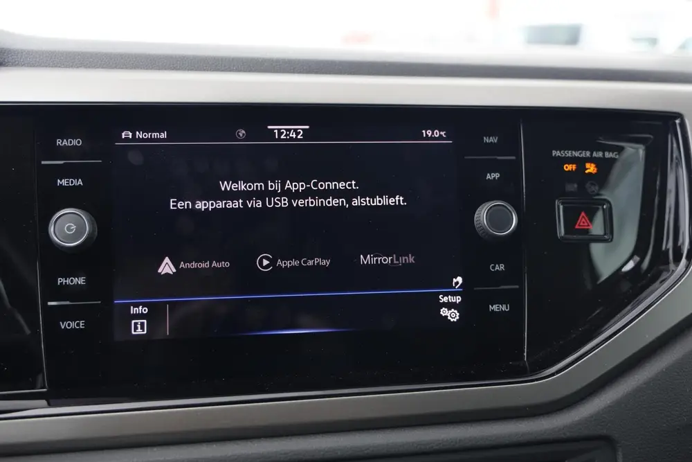 Volkswagen Polo 1.0 TSI Comfortline Business| Carplay | Navi uit 2021, foto 9