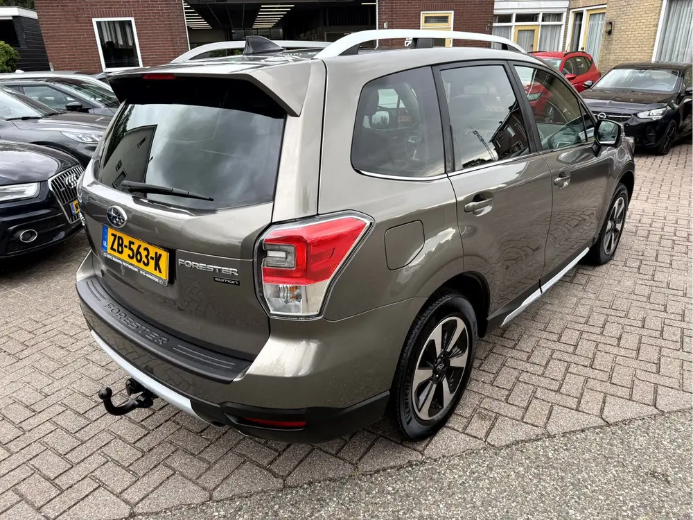 Subaru Forester 2.0 Premium NL Auto, Vol Opties. (bj 2019) uit 2019, foto 18