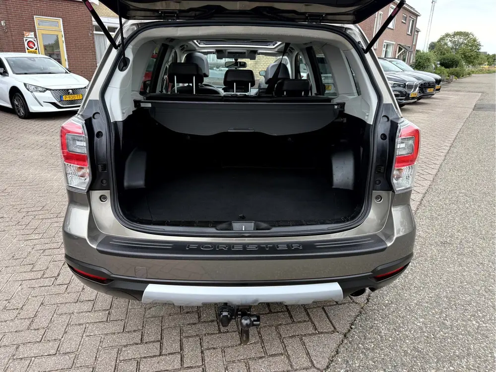 Subaru Forester 2.0 Premium NL Auto, Vol Opties. (bj 2019) uit 2019, foto 19
