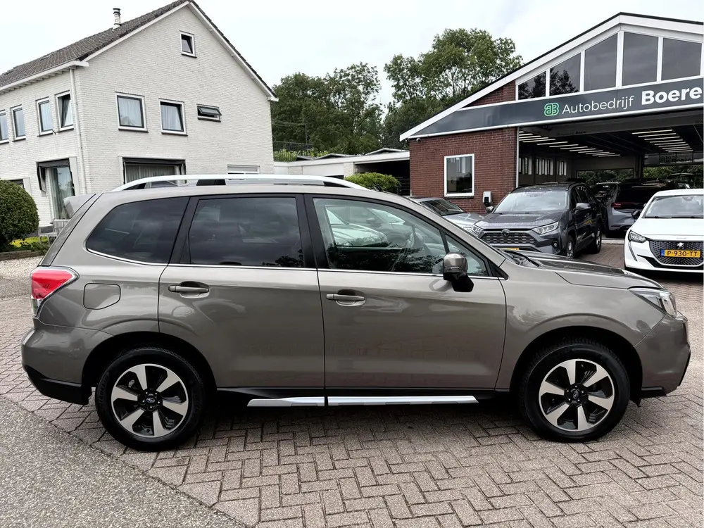 Subaru Forester 2.0 Premium NL Auto, Vol Opties. (bj 2019) uit 2019, foto 2
