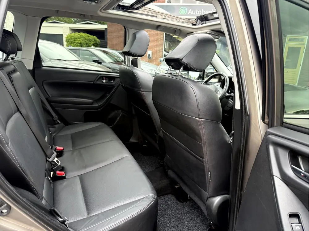 Subaru Forester 2.0 Premium NL Auto, Vol Opties. (bj 2019) uit 2019, foto 20