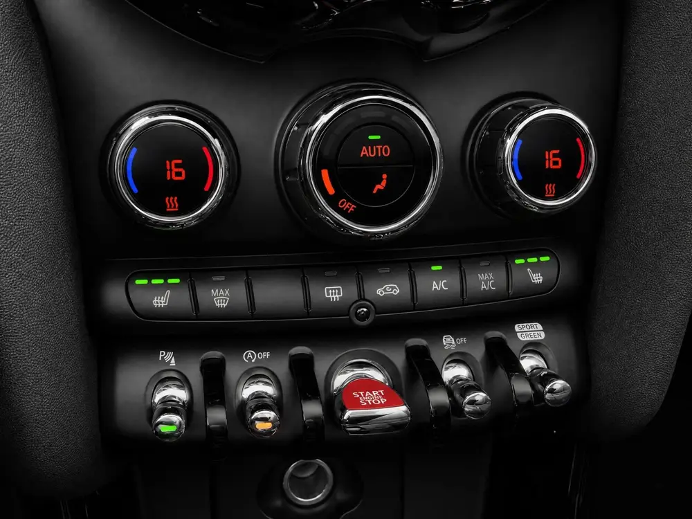 Mini Cooper 1.5 Cooper Classic uit 2022, foto 5