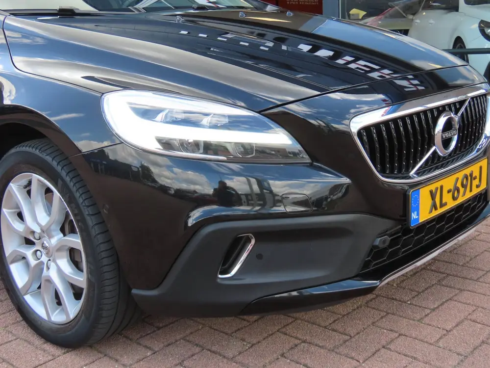 Volvo V40 Cross Country 1.5 T3 Polar+ Luxury Trekhaak Leder uit 2019, foto 5
