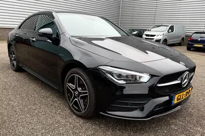 Mercedes-Benz CLA 250 e Premium Plus uit 2021