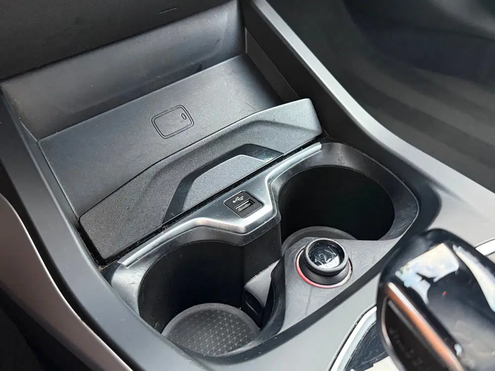 BMW 1-serie 118i uit 2020, foto 20