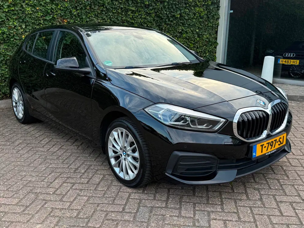 BMW 1-serie 118i uit 2020, foto 6