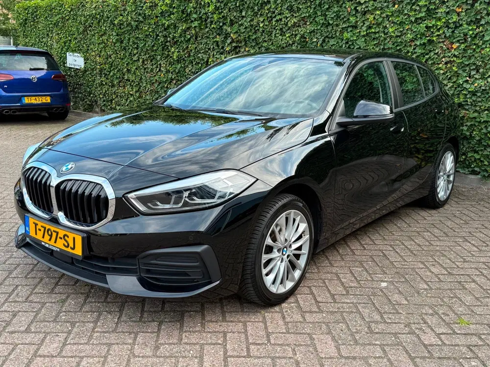 BMW 1-serie 118i uit 2020, foto 8