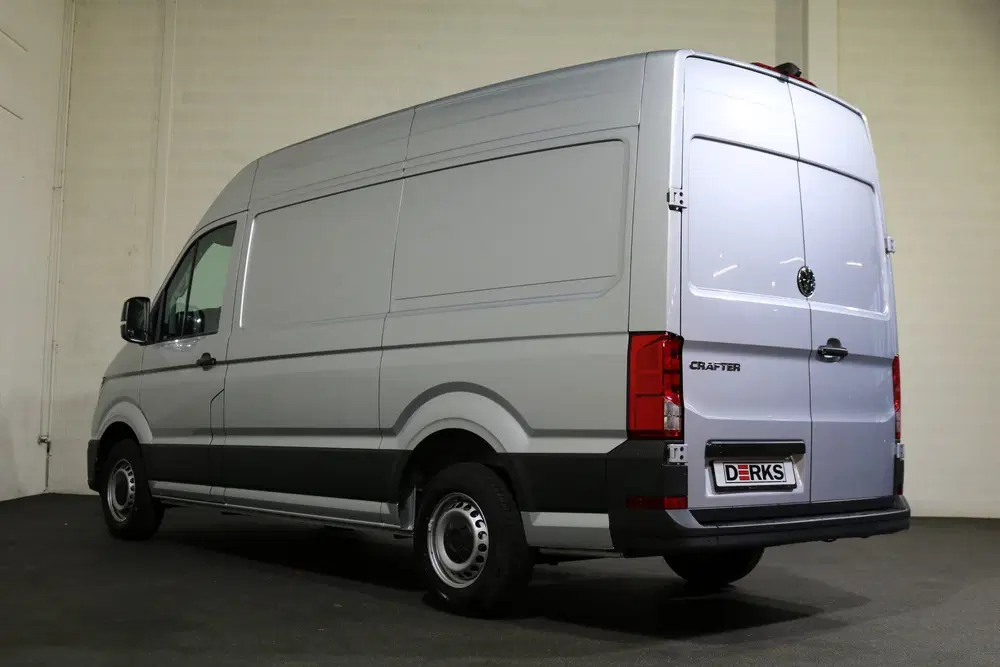 Volkswagen Crafter 2.0 TDI 140pk L3 H3 Automaat Airco Naviga uit 2024, foto 9