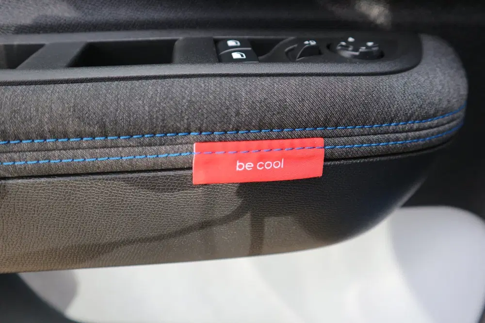 Citroën C3 Citroen C3 1.2 Turbo 100pk Plus CARPLAY PD uit 2025, foto 13