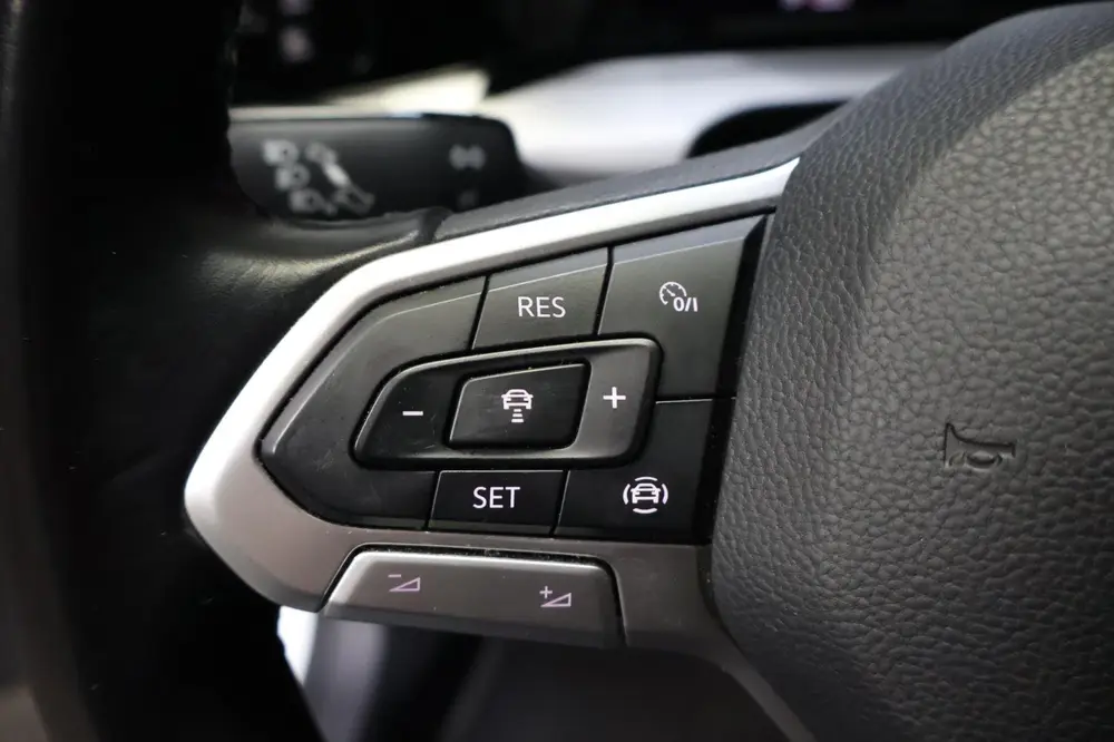 Volkswagen Golf 1.0 TSI Life uit 2021, foto 19