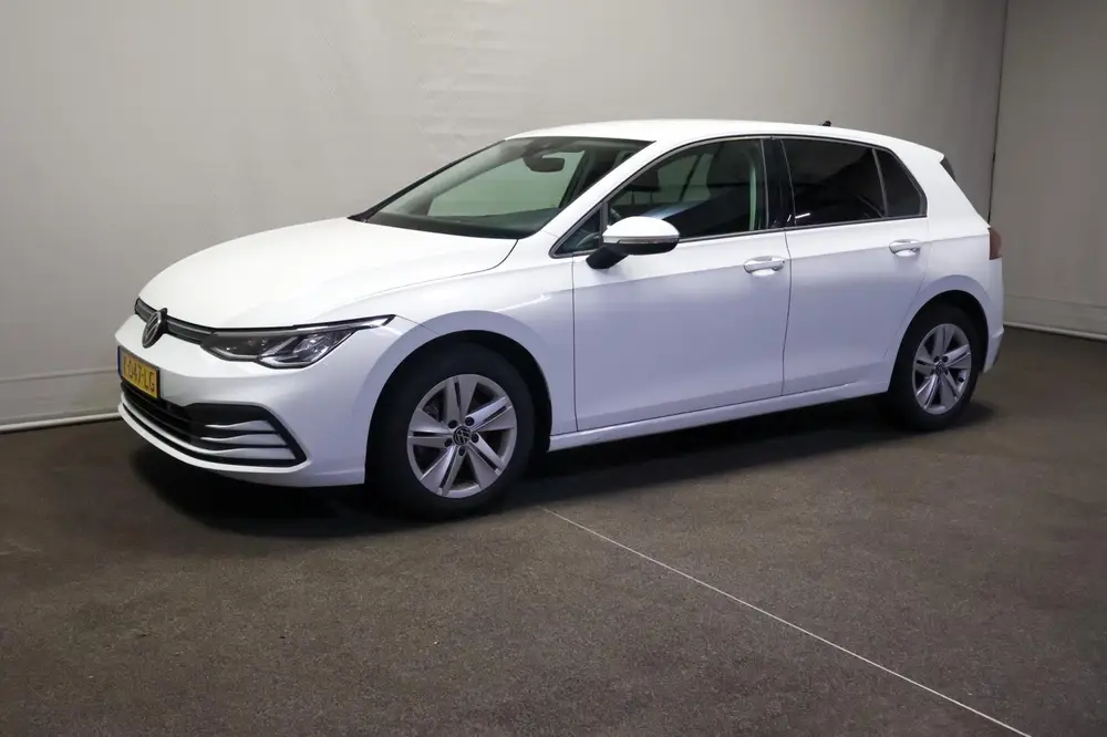Volkswagen Golf 1.0 TSI Life uit 2021, foto 4
