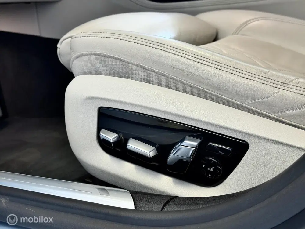 BMW 7-serie 745e M Sport uit 2020, foto 11