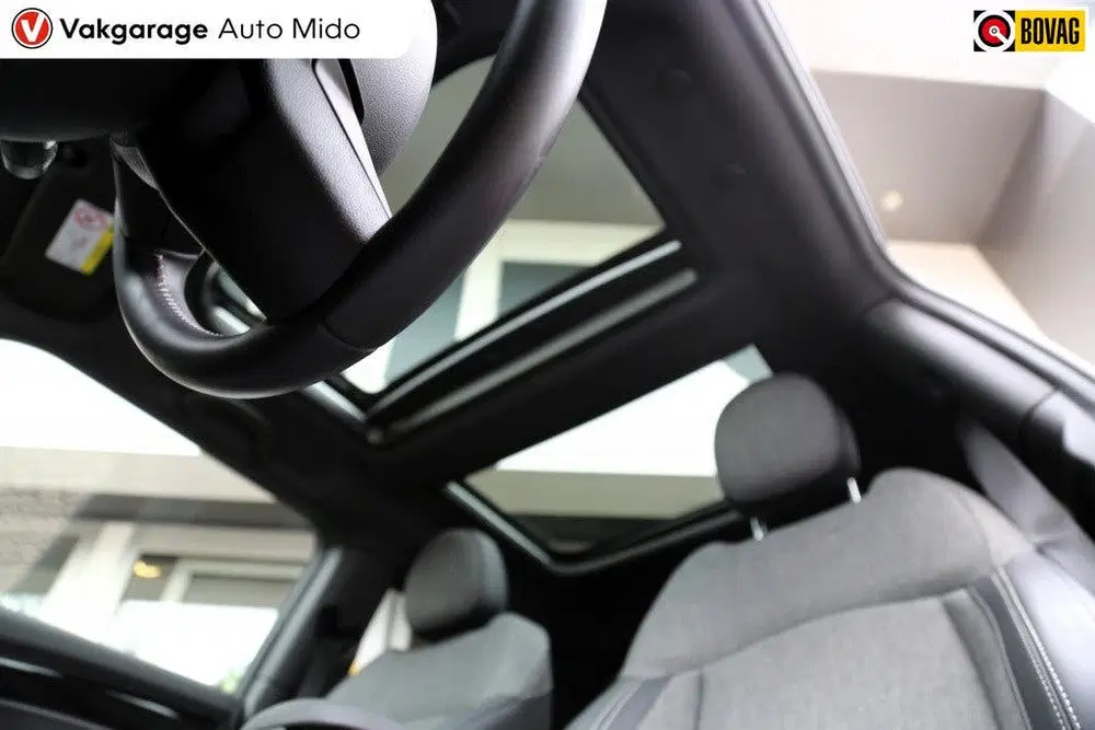 Mini Cooper 1.5 Automaat Cooper Camden Plus Edition uit 2022, foto 4