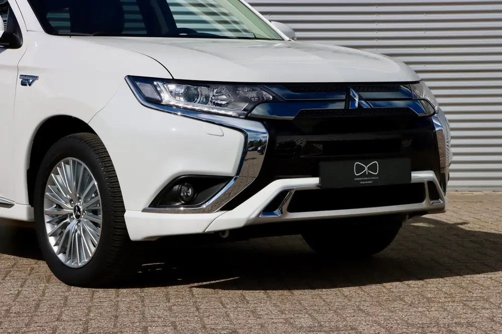 Mitsubishi Outlander 2.4 PHEV Intense | CARPLAY | STOELVERW. uit 2019, foto 15