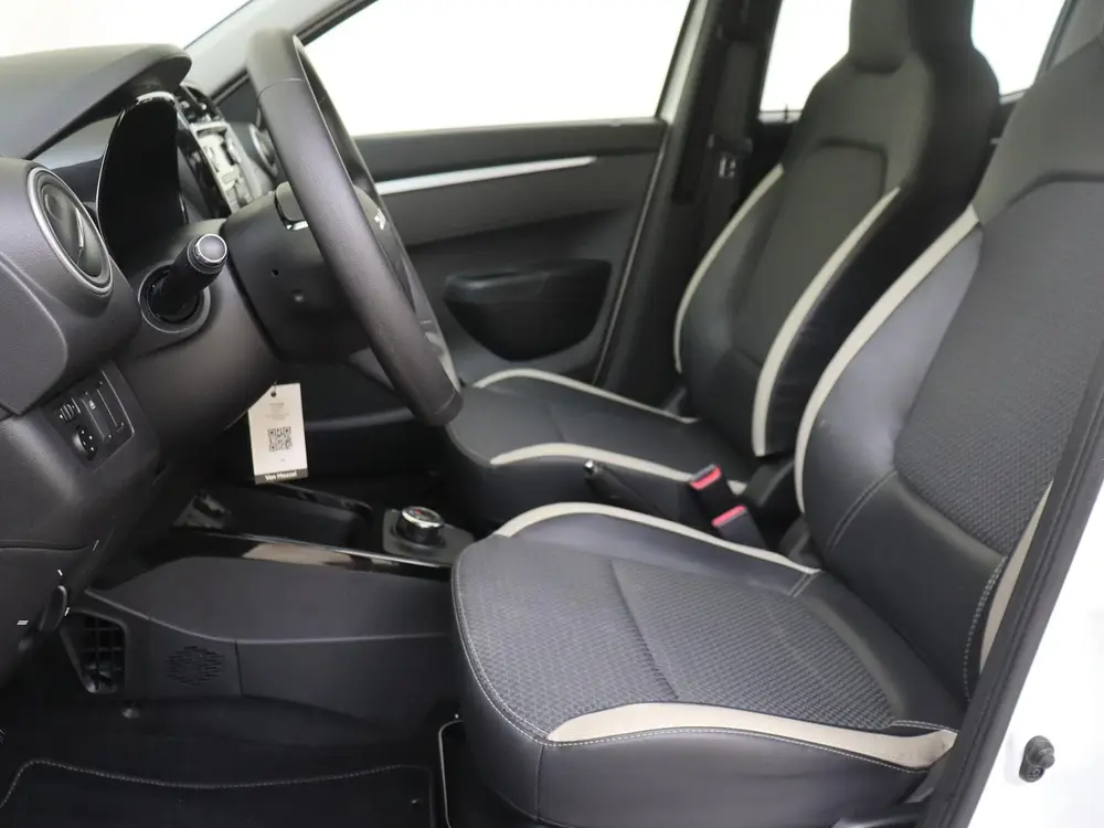 Dacia Spring Essential 27 kWh 23dkm uit 2023, foto 14