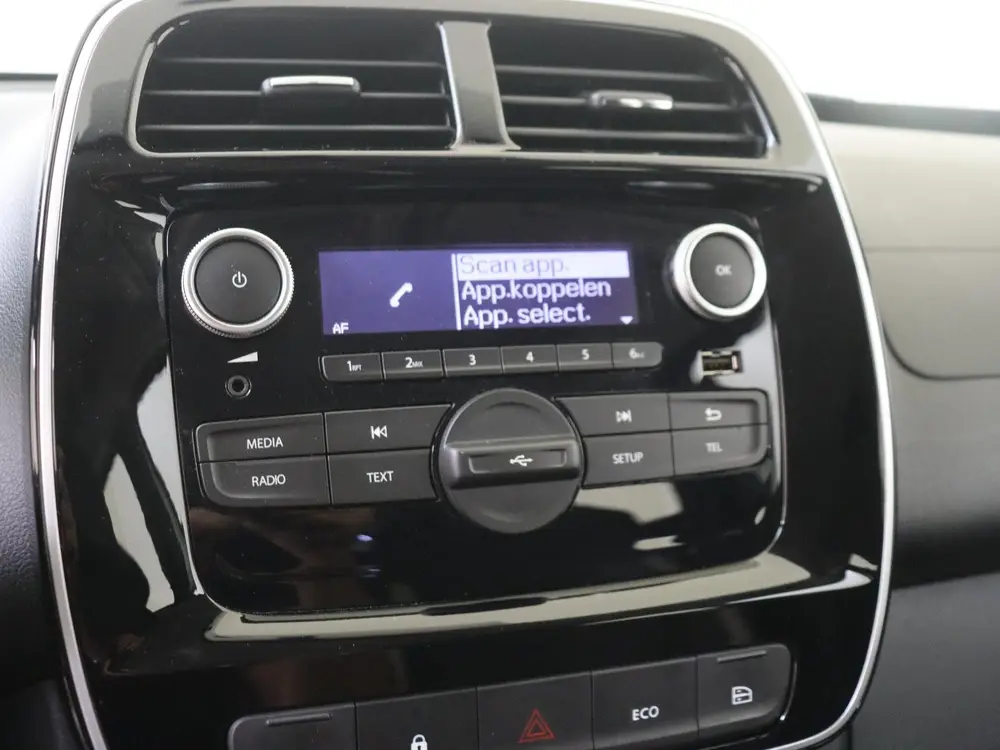 Dacia Spring Essential 27 kWh 23dkm uit 2023, foto 16
