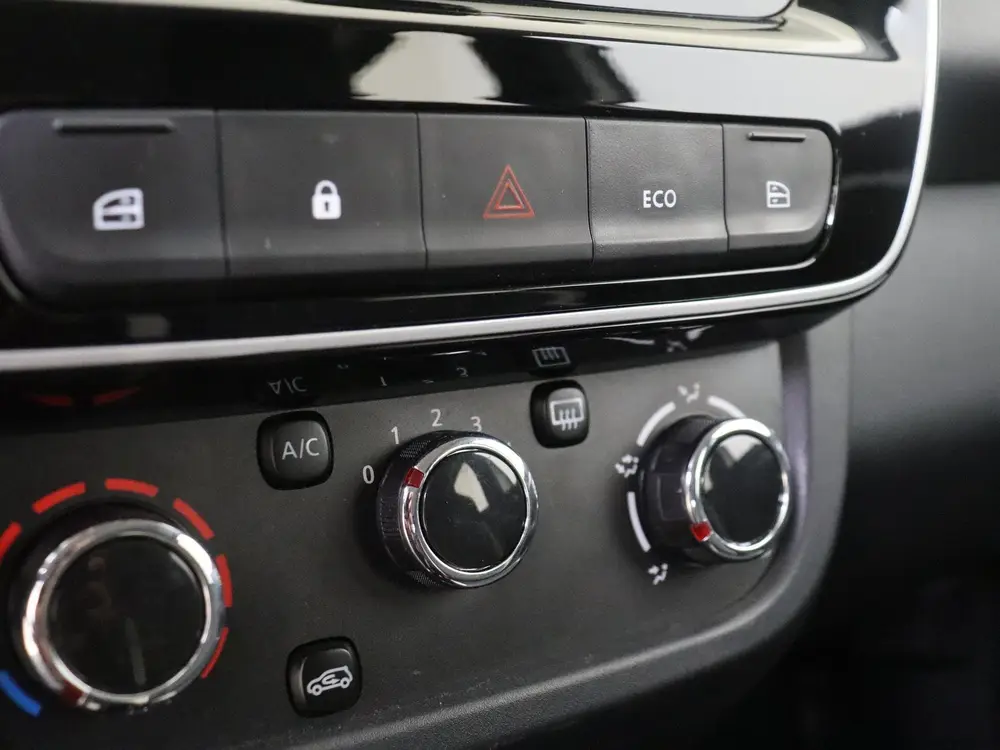 Dacia Spring Essential 27 kWh 23dkm uit 2023, foto 18