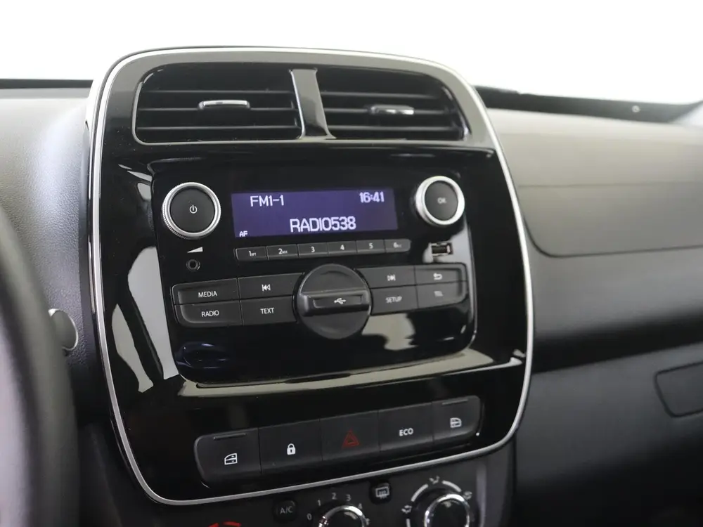 Dacia Spring Essential 27 kWh 23dkm uit 2023, foto 19