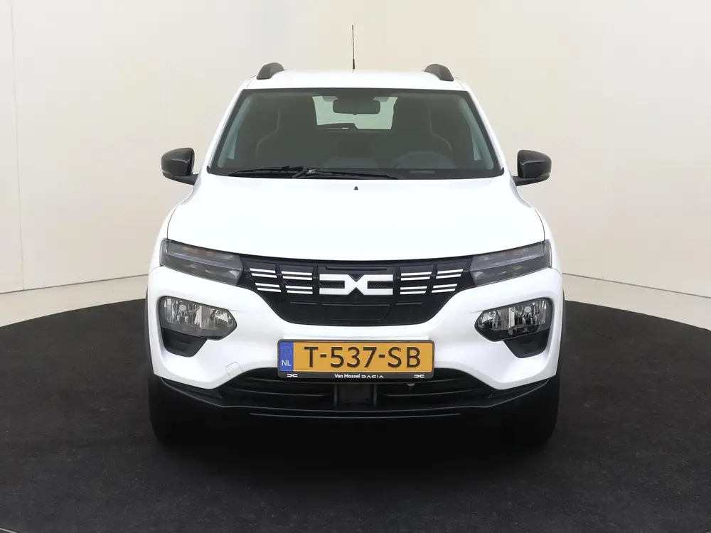 Dacia Spring Essential 27 kWh 23dkm uit 2023, foto 6