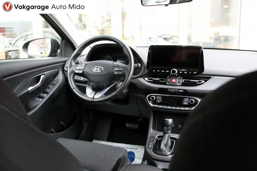 Hyundai i30 1.0 T-GDi MHEV Automaat Comfort Smart uit 2023, foto 11