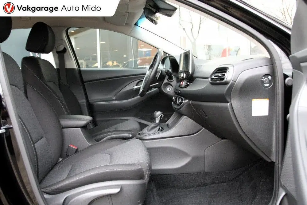 Hyundai i30 1.0 T-GDi MHEV Automaat Comfort Smart uit 2023, foto 12
