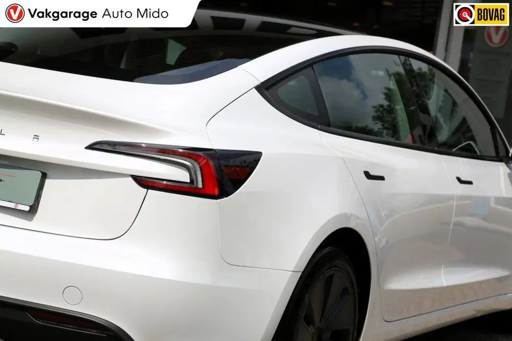 Tesla Model 3 Premium Long Range RWD 78kWh uit 2025, foto 18