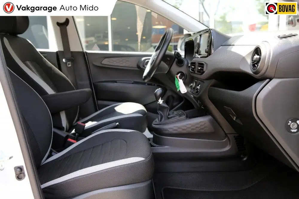 Hyundai i10 1.0 Comfort uit 2024, foto 11