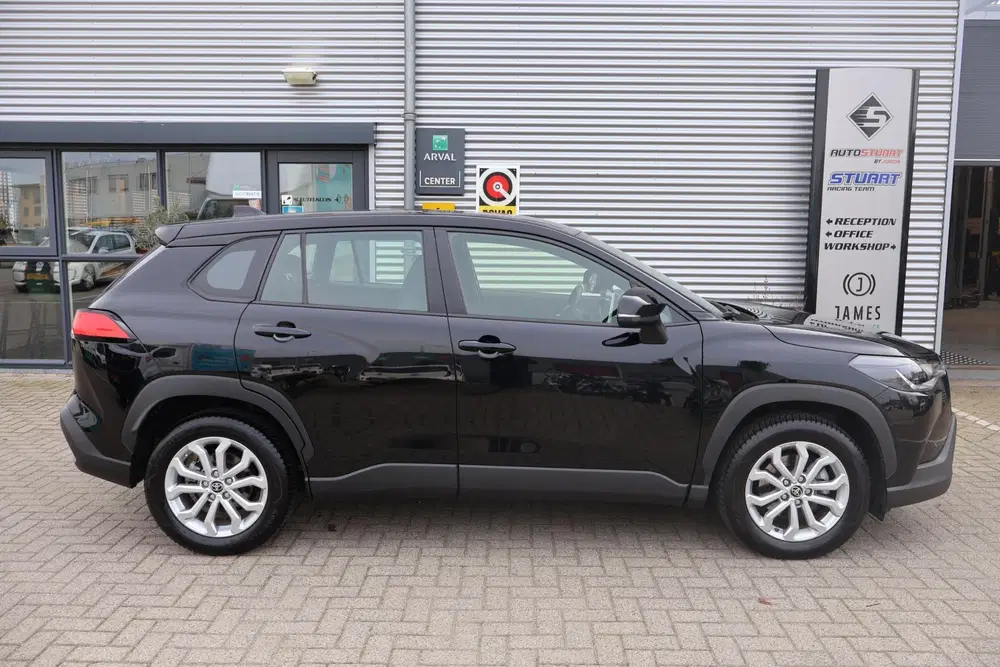 Toyota Corolla Cross 2.0 High Power Hybrid Active 1e Eigenaa uit 2022, foto 8