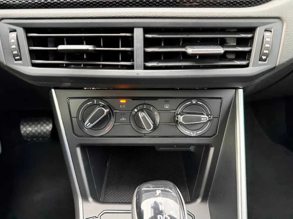 Volkswagen Taigo 1.0 TSI LED ACC Digital dash Camera uit 2022, foto 18