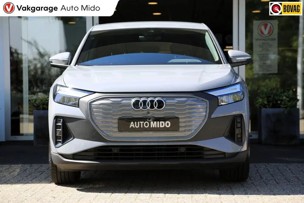 Audi Q4 e-tron 35 e-tron 55 kWh uit 2022, foto 8
