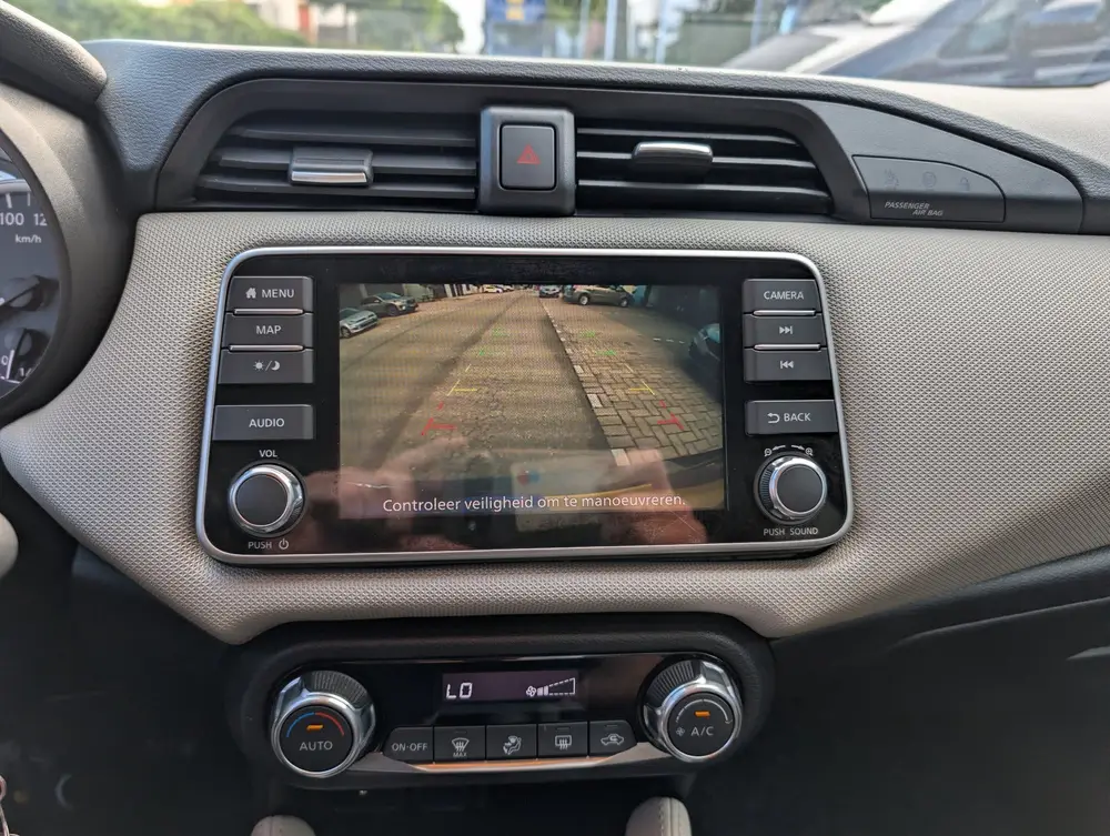Nissan Micra 1.0 IG-T N-Connecta uit 2019, foto 20